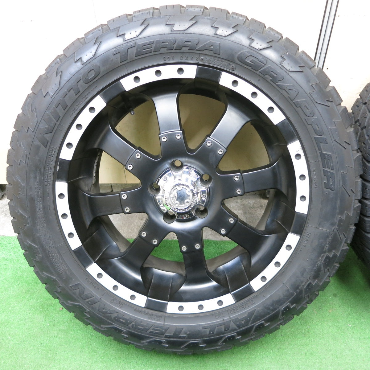 バリ溝!9分★ジープ 等 ウルトラ モーター スポーツ 223B ゴライアス 275/55R20 ニットー TERRA GRAPPLER ALL TERRAIN 20インチ PCD127/5H★5072904ナノ