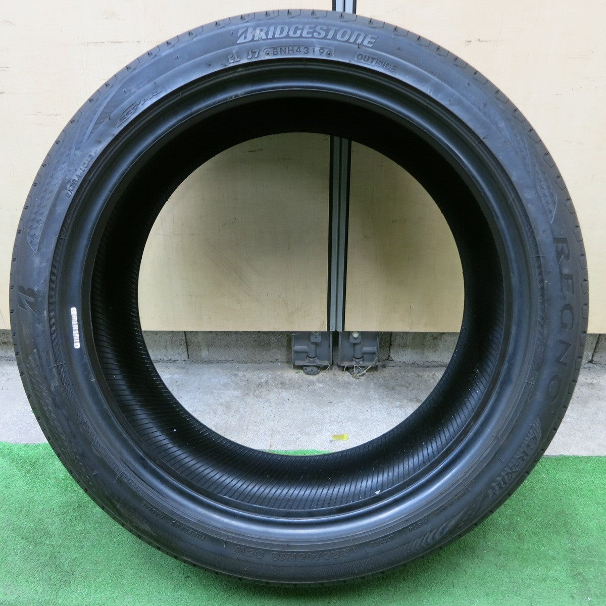 バリ溝!9.5分!1本★225/45R18 ブリヂストン レグノ GR-X2 タイヤ 18インチ オデッセイ ヴェゼル クラウン 等★5051602ナノタ