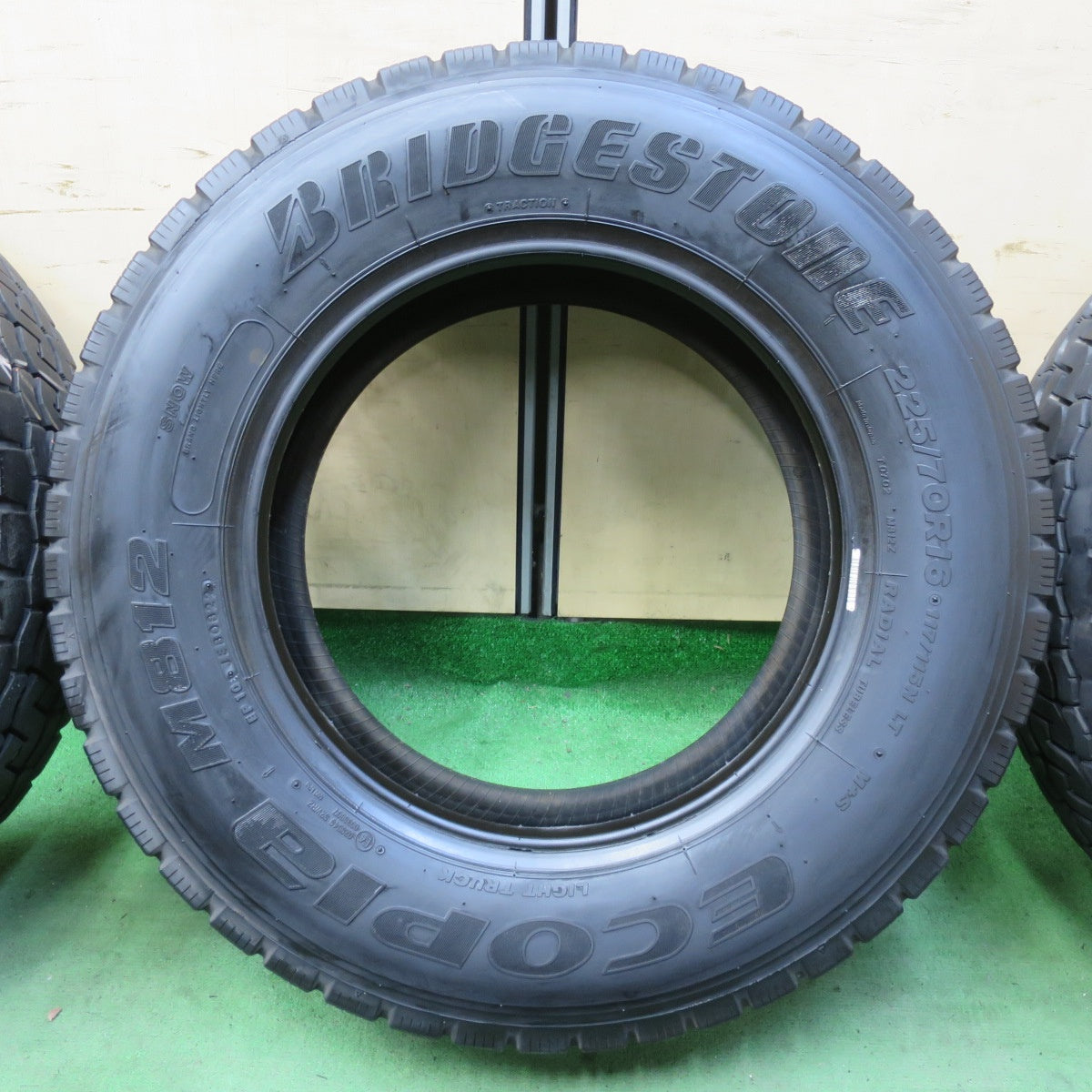 バリ溝!22年!9分!6本★トラック タイヤ 225/70R16 117/115N ブリヂストン エコピア M812 ミックス オールシーズン 16インチ★5061006イノタ
