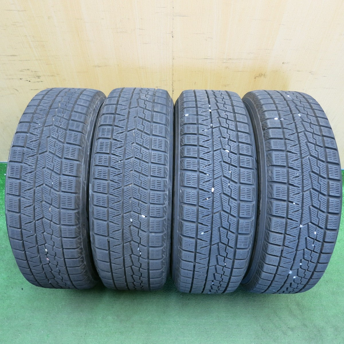 バリ溝!9.5分★スタッドレス 205/60R16 ヨコハマ アイスガード iG70 GMach 16インチ PCD114.3/5H★6060402HAス