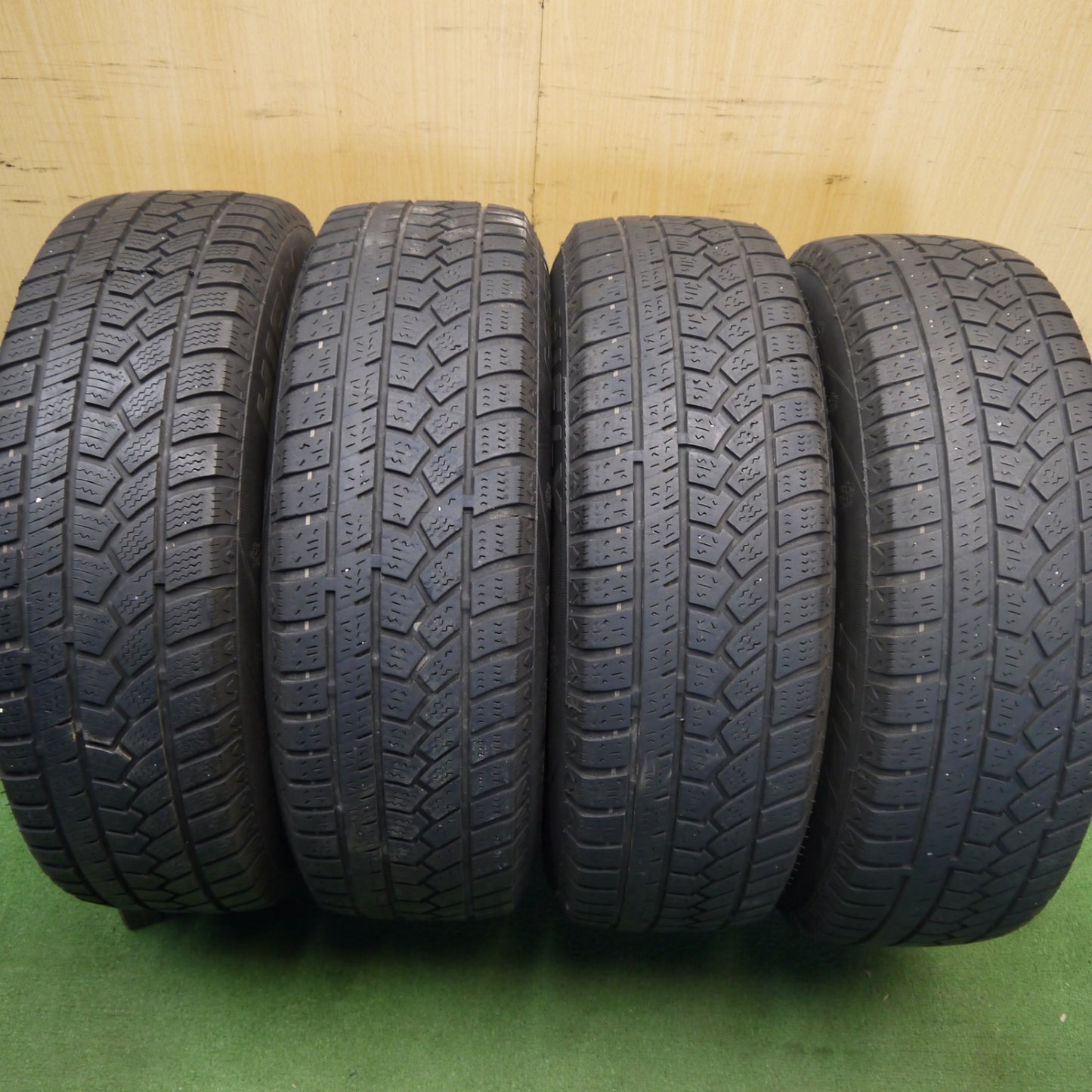 4本価格★トヨタ 30系 プリウス 純正 195/65R15 スタッドレス ハイフライ win-turi 212 15インチ PCD100/5H★6050102Hス