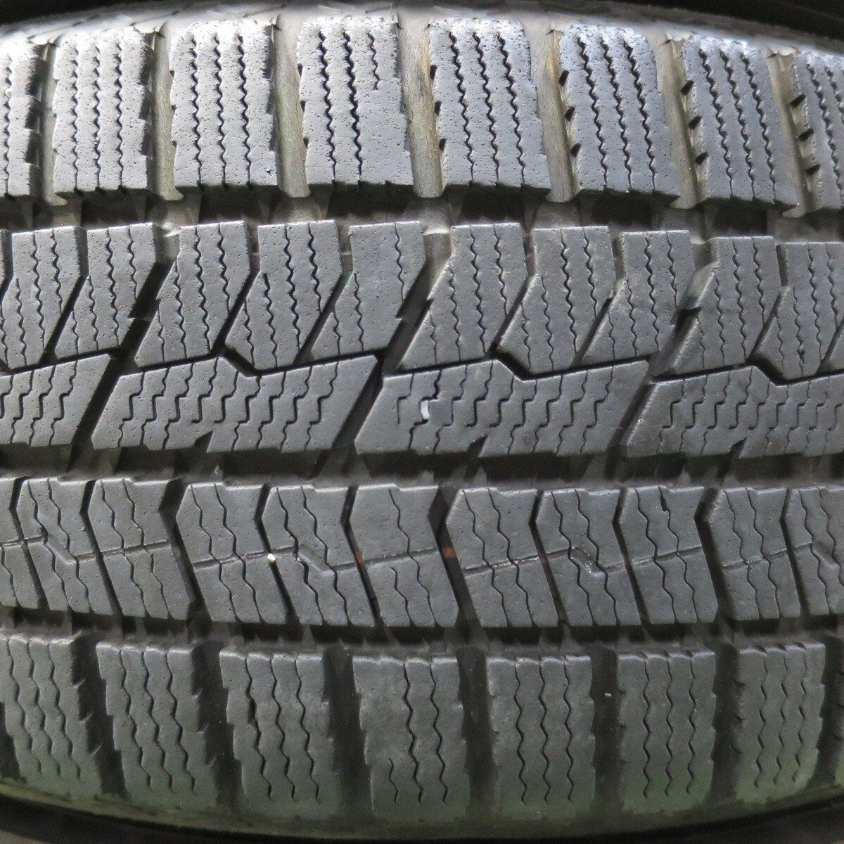 バリ溝!21年!キレイ!9分★ワーゲン 等 BORBET typeV 205/65R16 スタッドレス トーヨー オブザーブ GIZ2 ボルベット 16インチ PCD112/5H★5022609イス