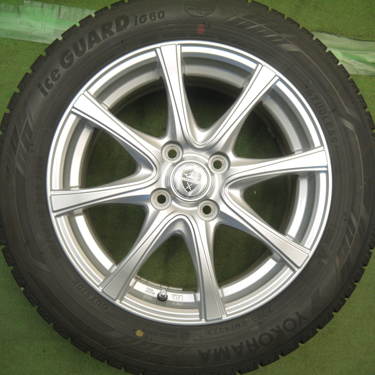 バリ溝!23年!キレイ!ほぼ10分◎スタッドレス 185/60R15 ヨコハマ アイスガード iG60 ESTROSA FSV エステローザ 15インチ PCD100/4H◎6100607Hス