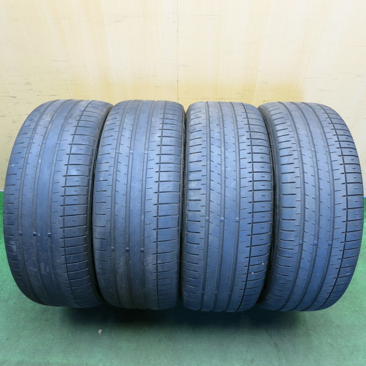 4本価格!23年★Lehrmeister VIVANT 265/40R22 ファルケン アゼニス FK510 SUV レアマイスター ヴィヴァン 22インチ PCD114.3/5H★6053105HAノ