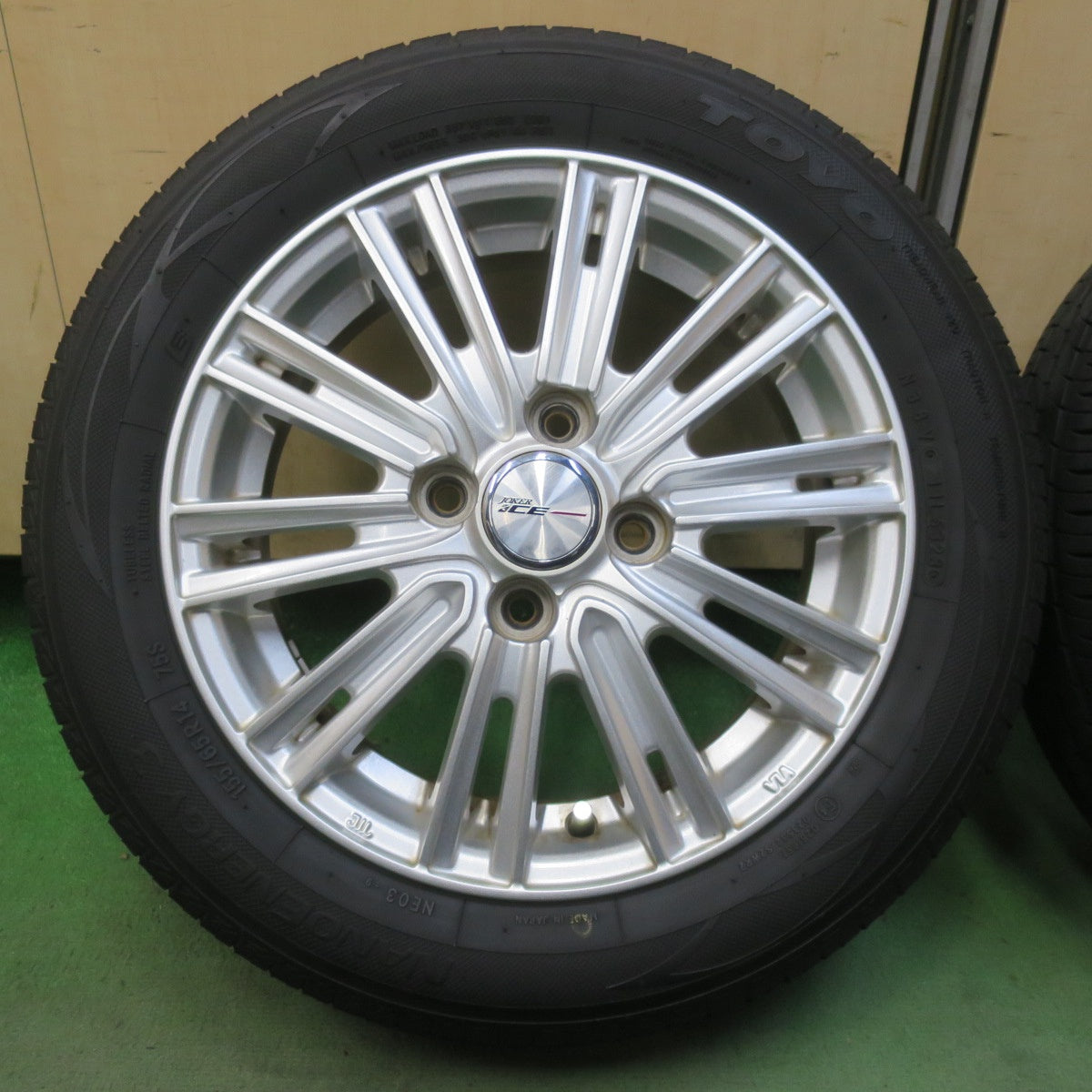 バリ溝!23年!8.5分◎155/65R14 トーヨー ナノエナジー3 JOKER ICE ジョーカー アイス 14インチ PCD100/4H◎6101705イノ