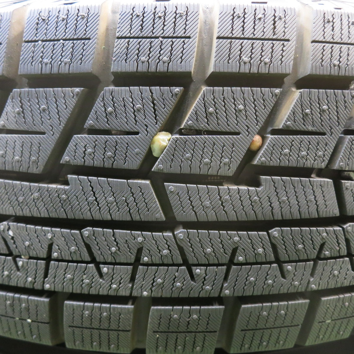 バリ溝!23年!キレイ!ほぼ10分★スタッドレス 195/65R16 ヨコハマ アイスガード iG60 RiZLEY ライツレー 16インチ PCD100/4H★5090404HAス