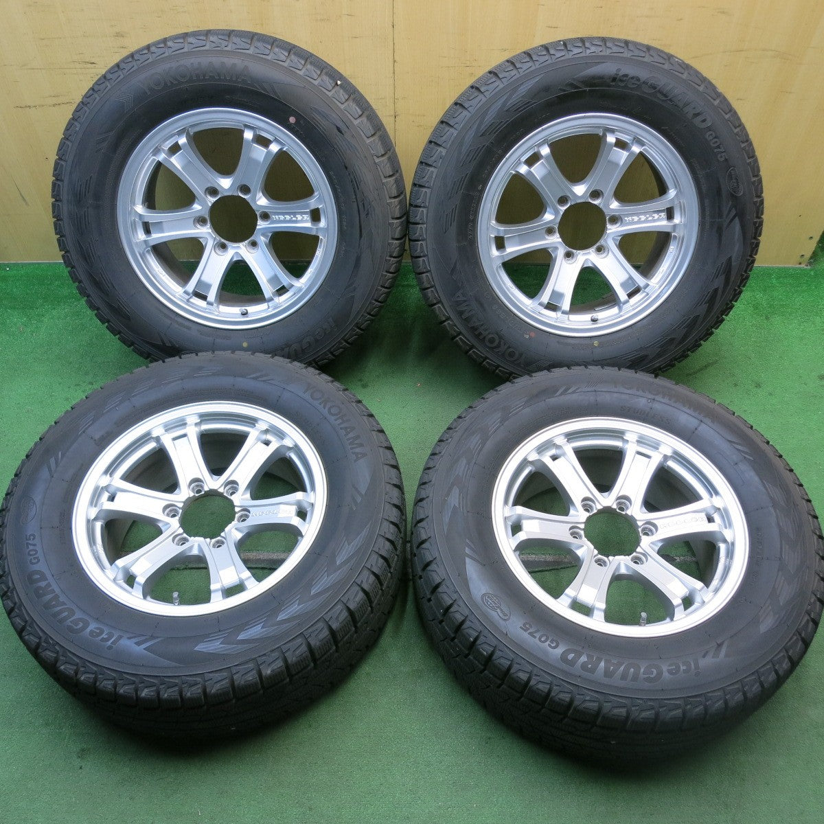 バリ溝!キレイ!9.5分★KEELER 265/65R17 スタッドレス ヨコハマ アイスガード G075 キーラー 17インチ PCD139.7/6H★5091107HAス
