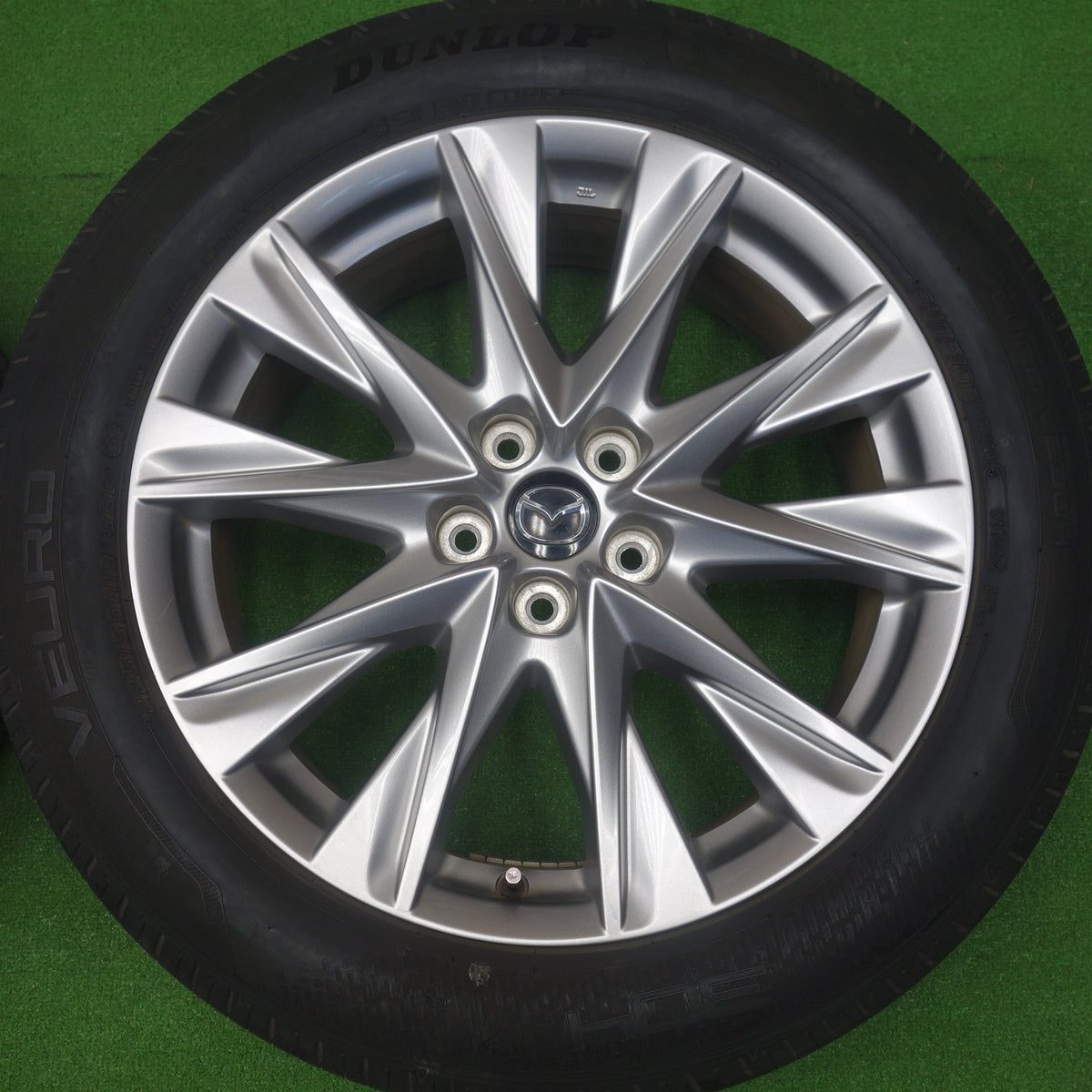 4本価格!22年★マツダ CX-8 Lパッケージ 純正 225/55R19 ダンロップ VEURO VE304 19インチ CX8 PCD114.3/5H★6040702KTノ