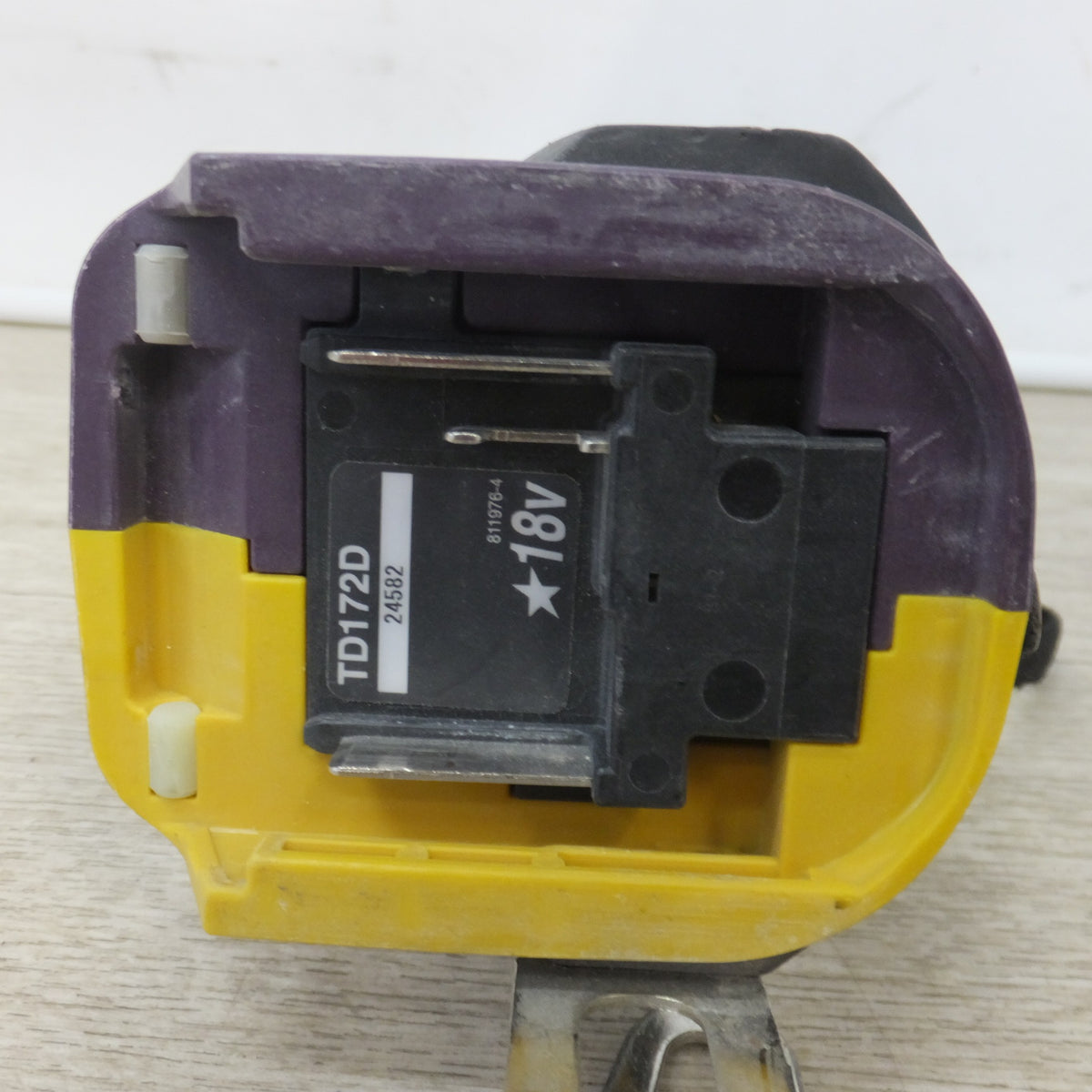★マキタ makita 充電式インパクトドライバ TD172D 18V 本体のみ ツートンカラー(2)★