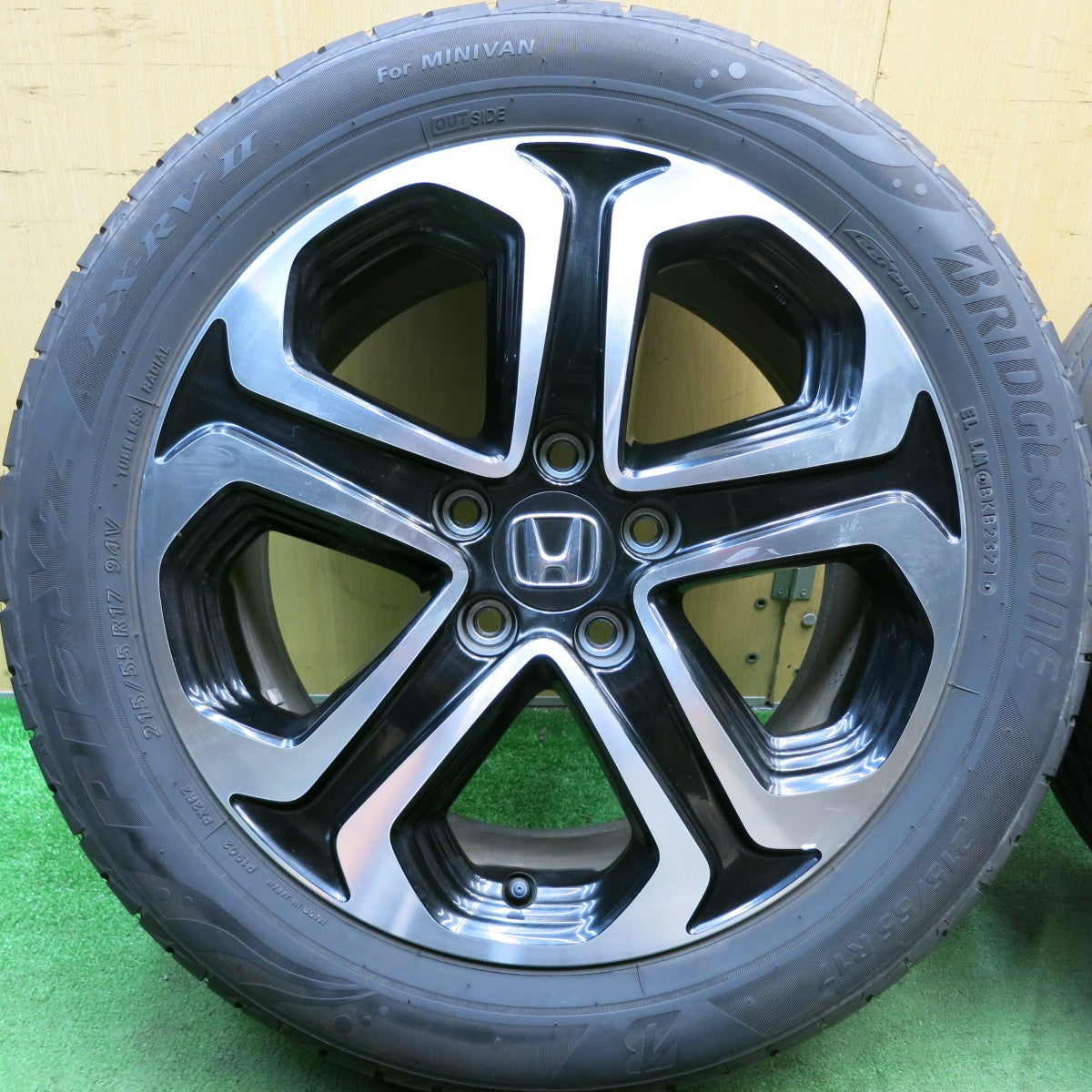 バリ溝!21年!9.5分★ホンダ ヴェゼル 純正 ENKEI 215/55R17 ブリヂストン プレイズ PX-RV2 17インチ エンケイ PCD114.3/5H★5090409HAノ