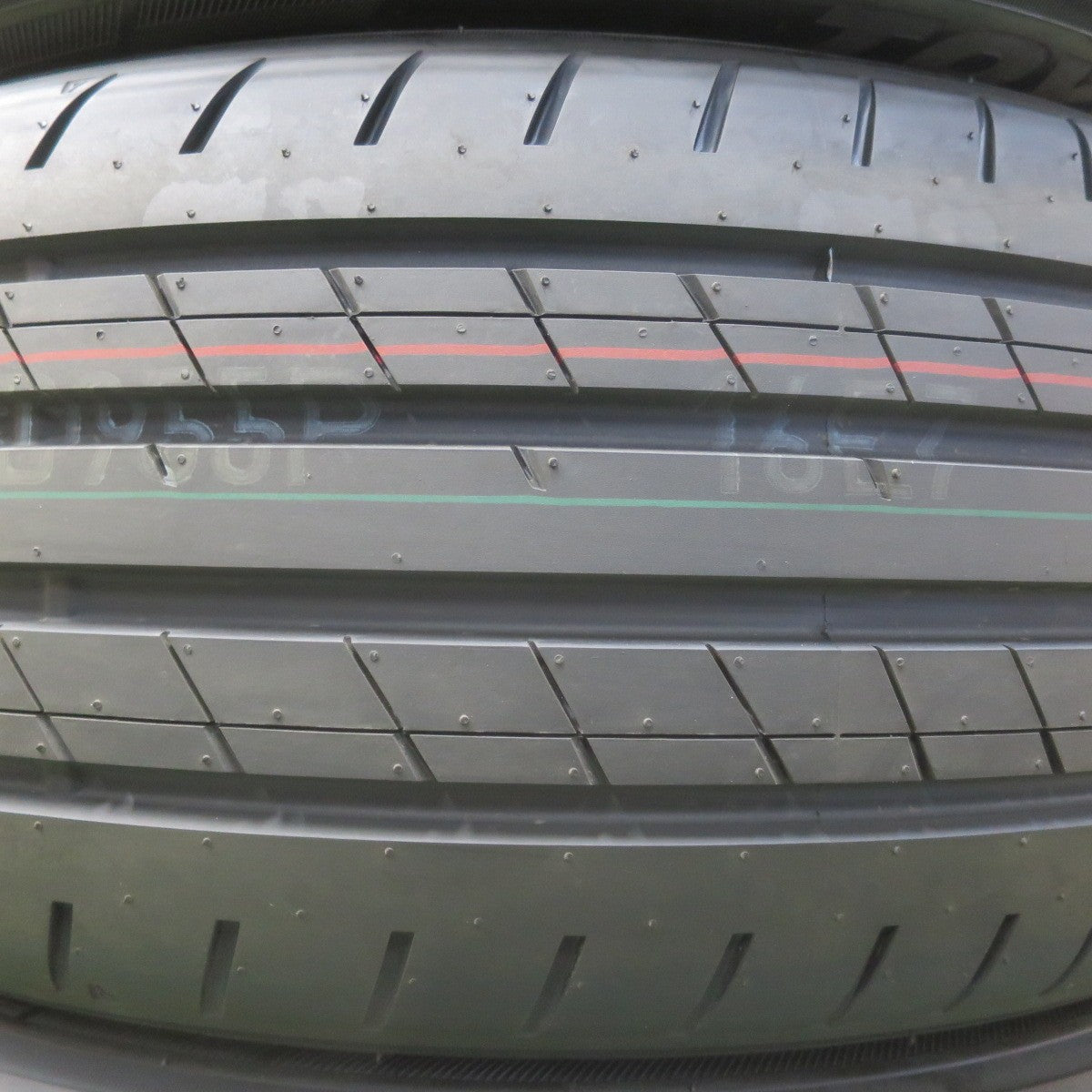 新車外し!25年★235/50R20 トーヨー プロクセス スポーツ PROXES Sport タイヤ 20インチ レクサス NX bZ4X RAV4 CX-80 CX-60 等★6030405イノタ
