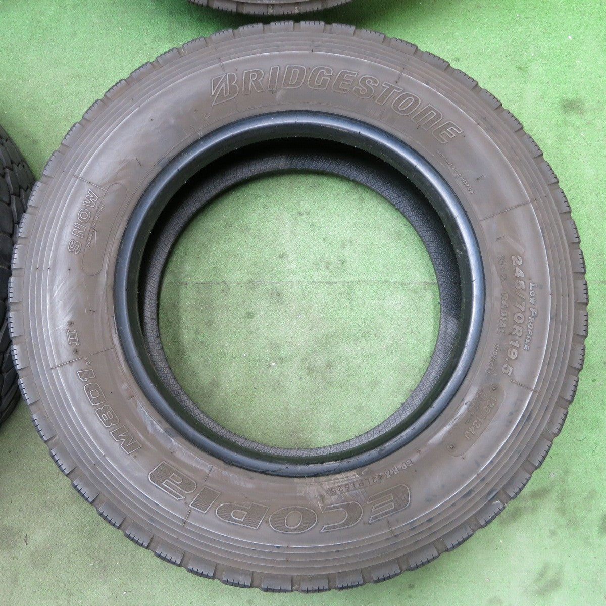バリ溝!25年!9分★トラック タイヤ 245/70R19.5 136/134J ブリヂストン エコピア M801Ⅱ ミックス オールシーズン 19.5インチ★5122905ナスタ
