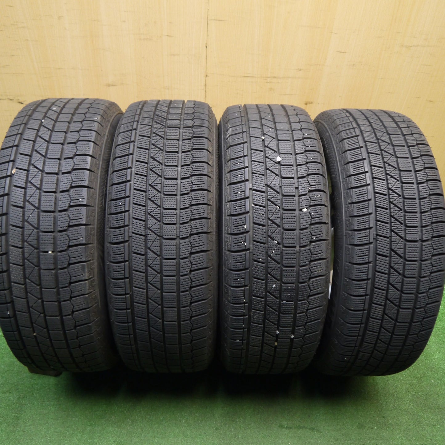 バリ溝!23年!キレイ!ほぼ10分★スタッドレス 215/60R16 ケンダ KR36 アイステック ネオ T.R.G.5 TRG5 16インチ PCD114.3/5H★5121002Hス