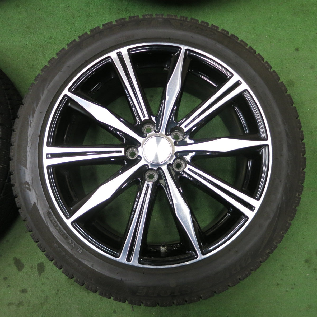 バリ溝!9.5分★スタッドレス 235/45R18 ブリヂストン ブリザック VRX2 BALMINUM バルミナ 18インチ PCD114.3/5H★5050702ナス