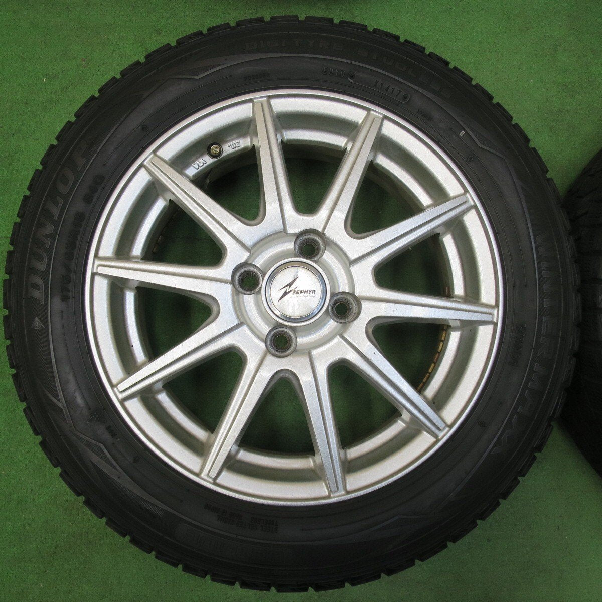 4本価格★スタッドレス 175/65R15 ダンロップ ウインターマックス WM01 ZEPHYR ゼファー 15インチ PCD100/4H★4120502イス