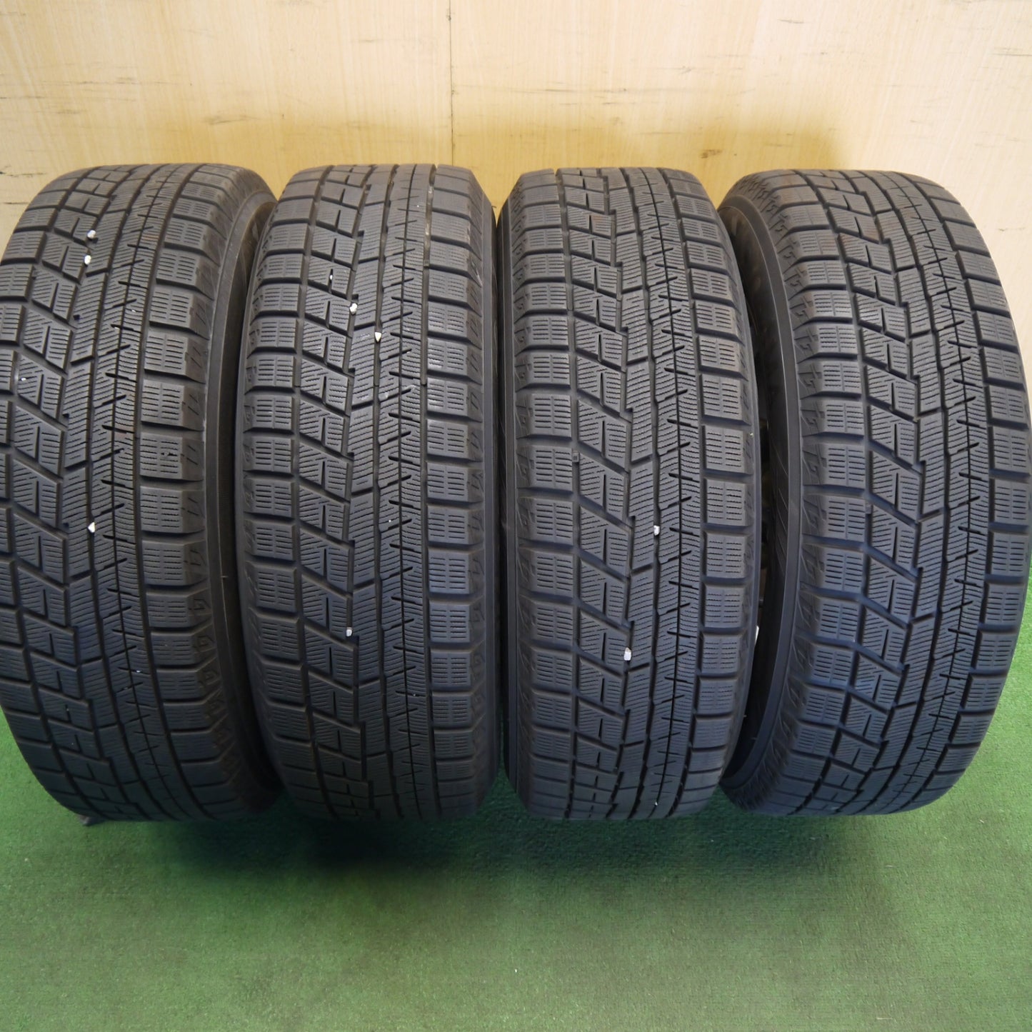 バリ溝!23年!キレイ!9.5分★スタッドレス 205/60R16 ヨコハマ アイスガード iG60 CALUM カルム 16インチ PCD114.3/5H★6042104Hス