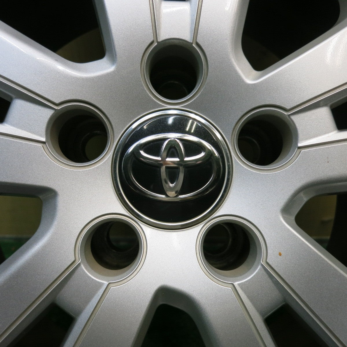 バリ溝!23年!8.5分★トヨタ 50系 プリウス 純正 195/65R15 ブリヂストン エコピア NH100 15インチ PCD100/5H★5051403TNノ