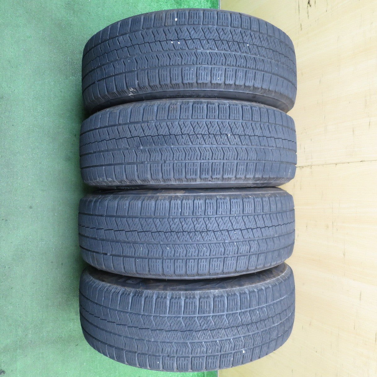 キレイ★プリウス 等 195/65R15 スタッドレス ブリヂストン ブリザック VRX2 ECO FORME エコフォルム 15インチ PCD100/5H★5062108NJス