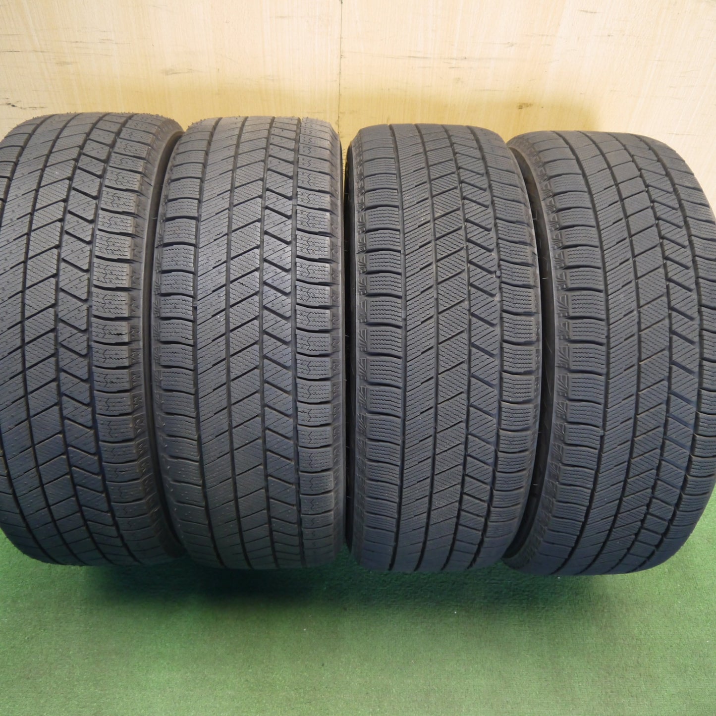 バリ溝!24年!キレイ!ほぼ10分★86 BRZ 等 Lehrmeister アマルフィV Jr 215/45R17 スタッドレス ブリヂストン ブリザック VRX3 レアマイスター 17インチ PCD100/5H★6041407Hス