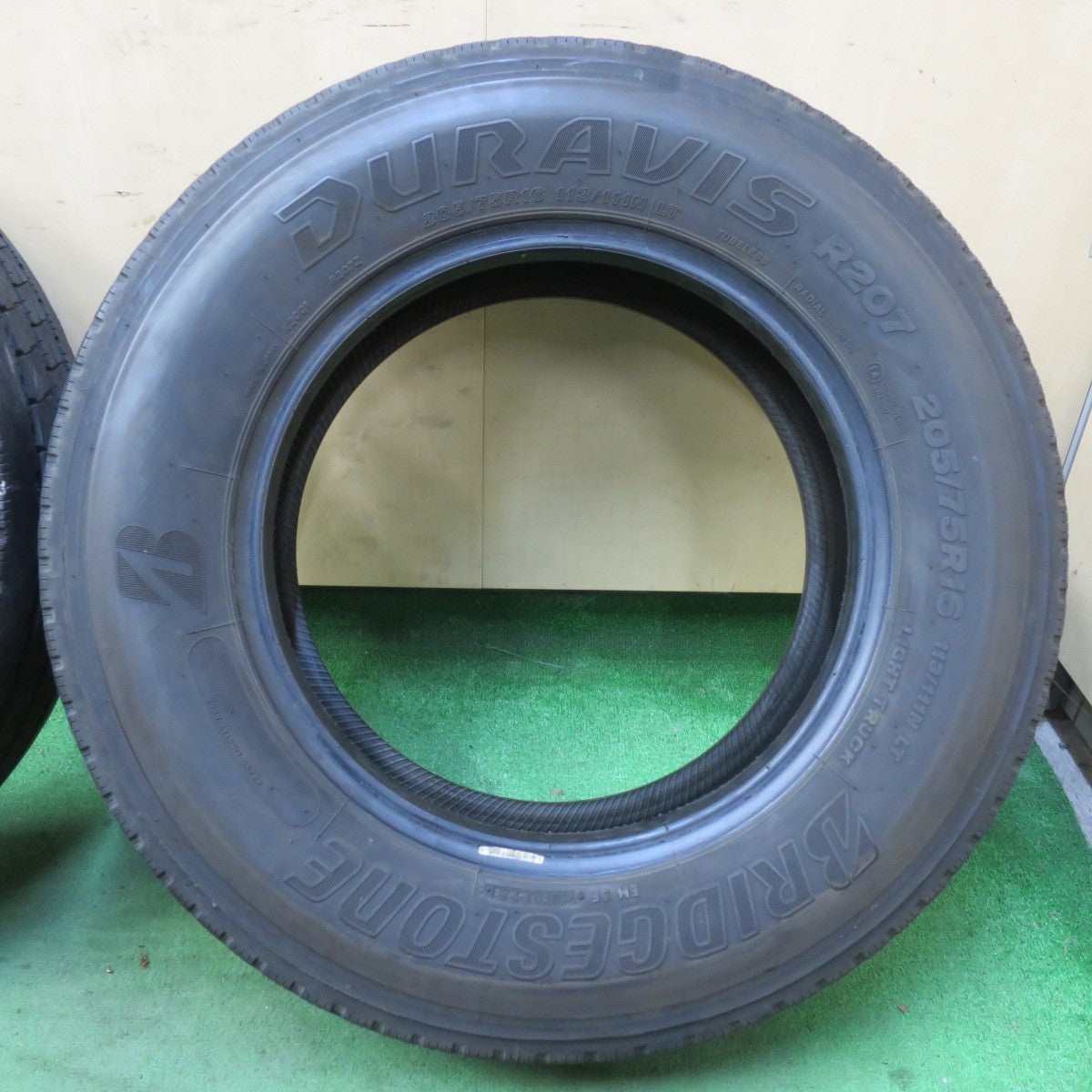 バリ溝!23年!9分!6本★トラック タイヤ 205/75R16 113/111N ブリヂストン デュラビス R207 DURAVIS 16インチ★5061507イノタ