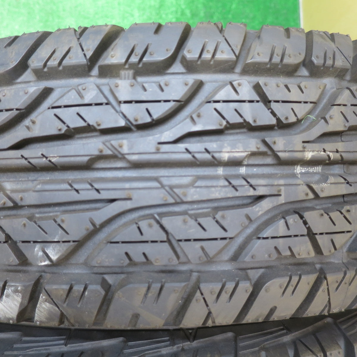 未使用!21年★195/80R15 ダンロップ グラントレック AT3 タイヤ 15インチ ハイエース キャラバン 等★5110508NJスタ