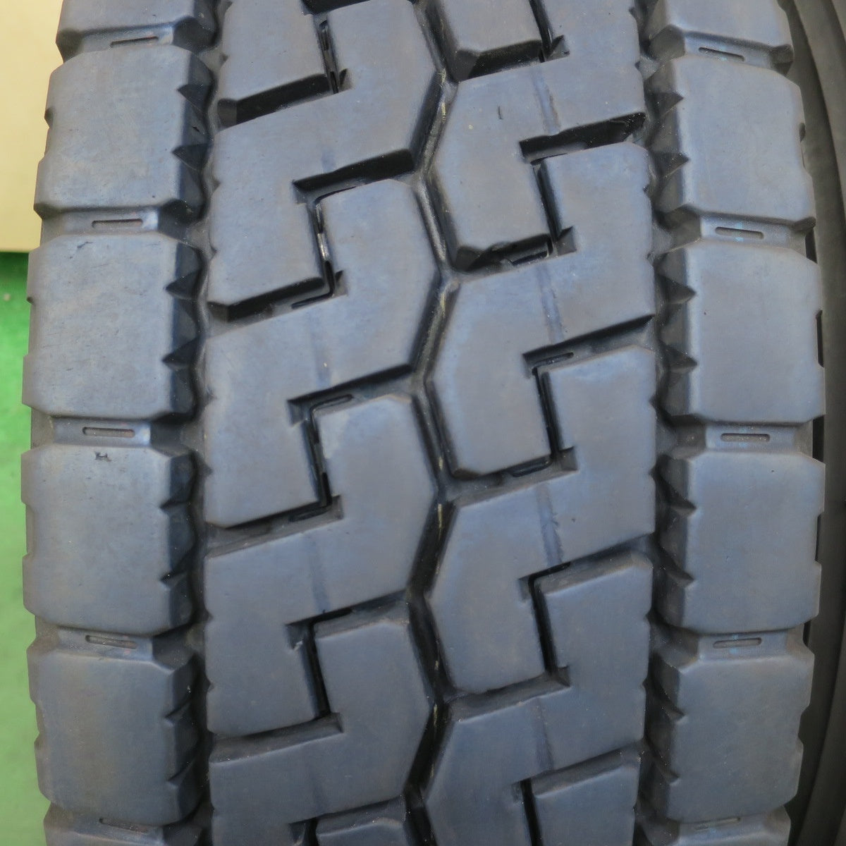 4本価格!24年★トラック 高荷重 トレーラー 等 タイヤ 235/70R17.5 136/134J トーヨー M626 オールシーズン ミックス 17.5インチ★6072910イスタ