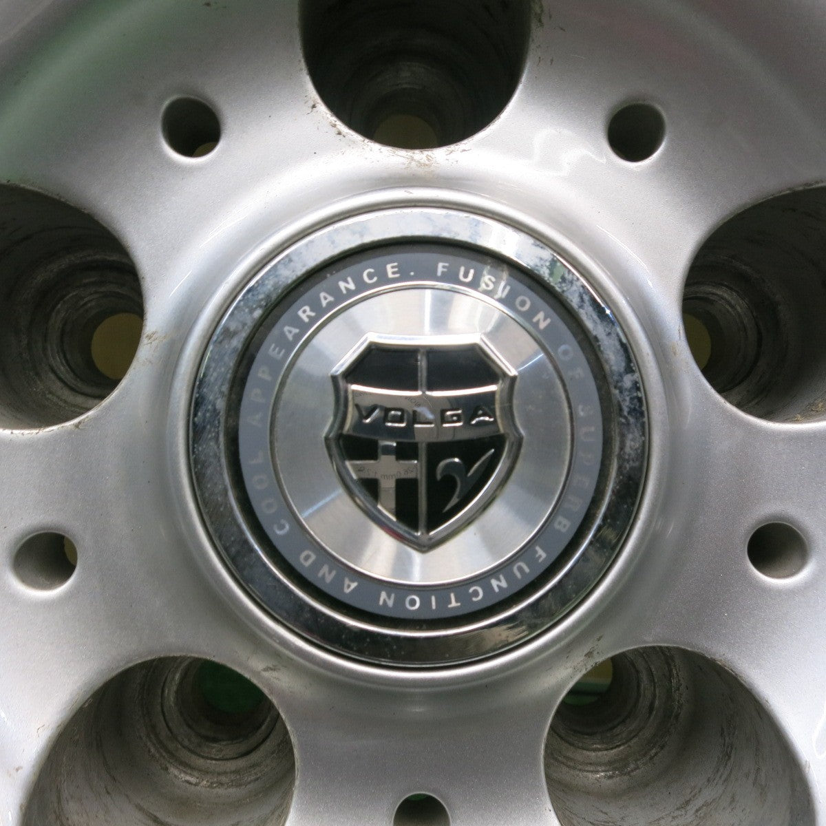 バリ溝!9.5分以上★スタッドレス 225/65R17 ダンロップ ウインターマックス SJ8 VOLGA ヴォルガ 17インチ PCD114.3/5H★5052308HAス