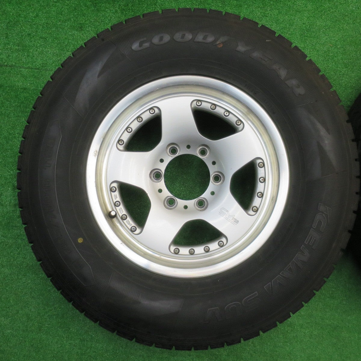 バリ溝!9.5分★スタッドレス 265/70R16 グッドイヤー アイスナビ SUV CV928 社外 アルミ 16インチ PCD139.7/6H★5101609NJス