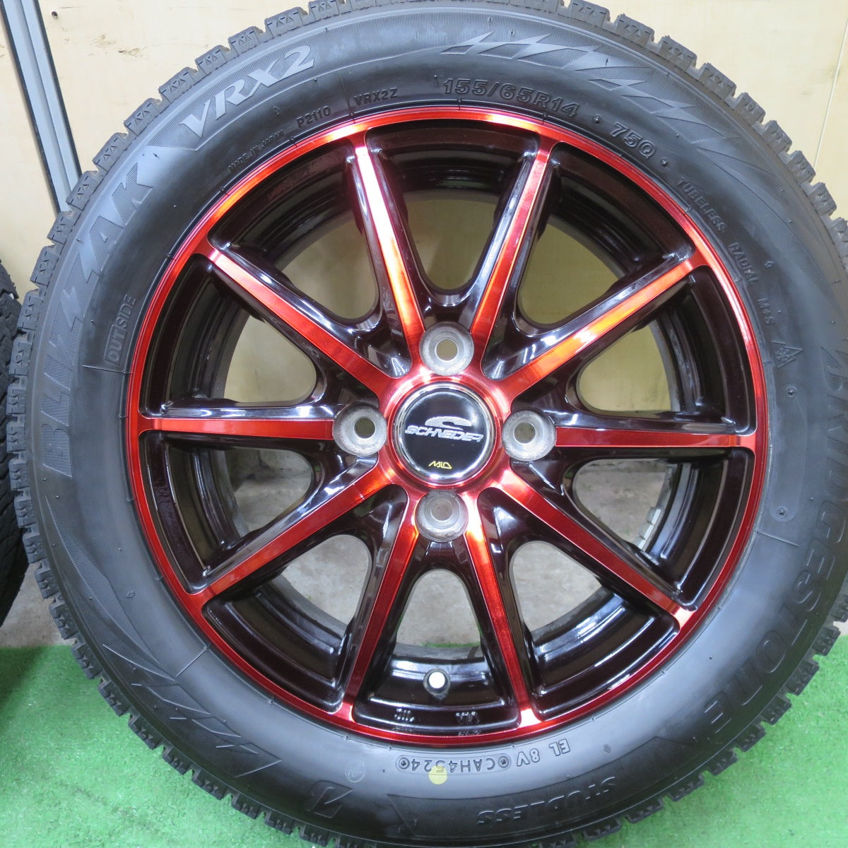 バリ溝!24年!キレイ!9分★スタッドレス 155/65R14 ブリヂストン ブリザック VRX2 SCHNEIDER MiD シュナイダー 14インチ PCD100/4H★5052601TTス