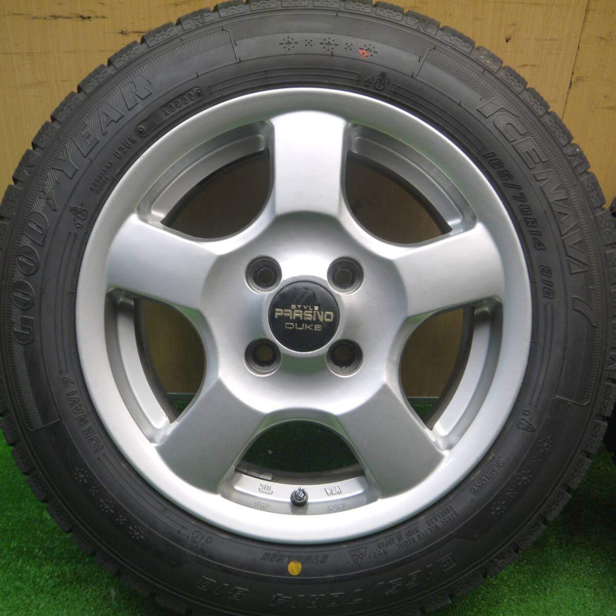 超バリ溝!22年!ほぼ10分★スタッドレス 165/70R14 グッドイヤー アイスナビ7 STYLE PRASINO DUKE PCD100/4H★4102906Hス