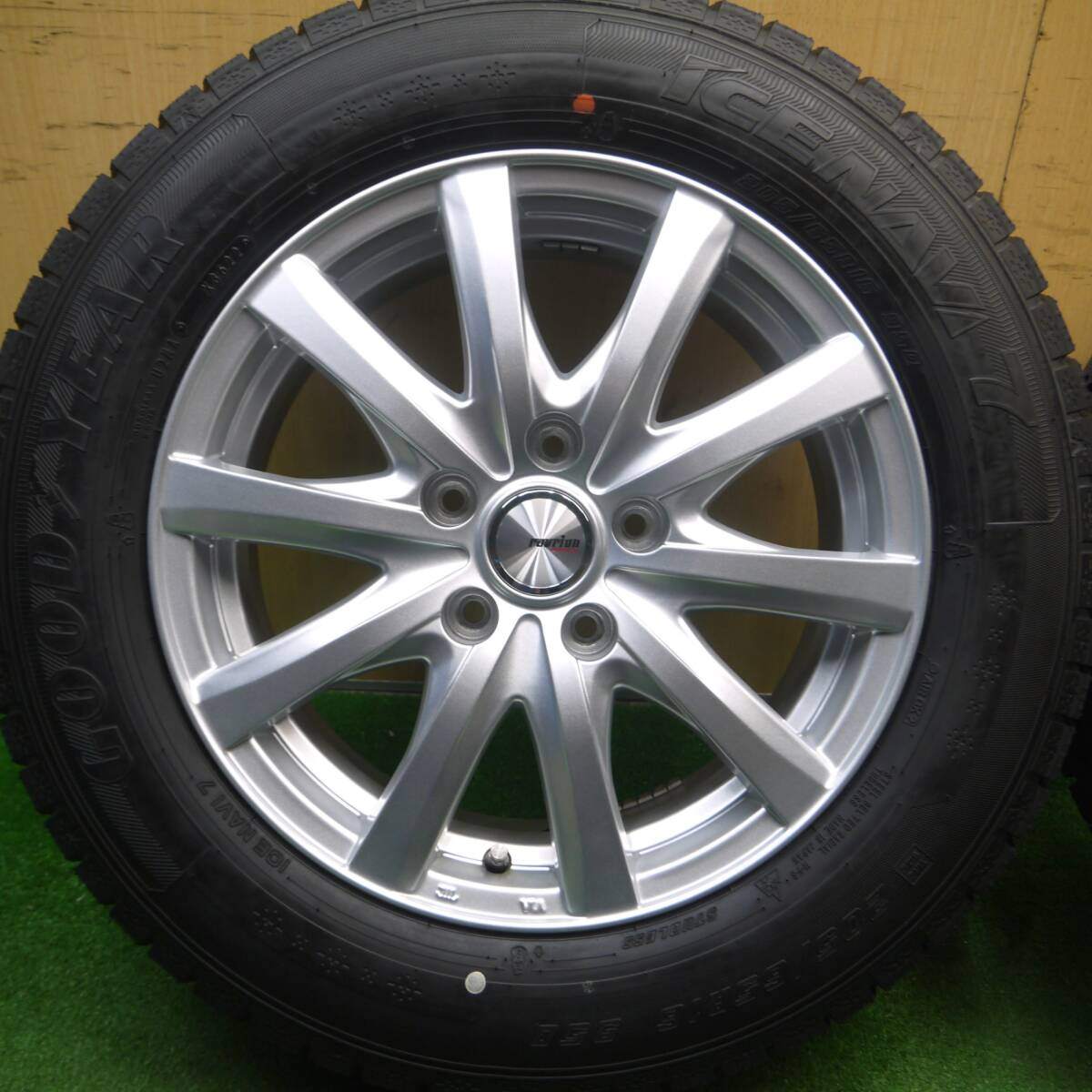 超バリ溝!22年!キレイ!ほぼ10分★スタッドレス 205/65R16 グッドイヤー アイスナビ7 ravrion RS01 ラブリオン 16インチ PCD114.3/5H★5030310Hス