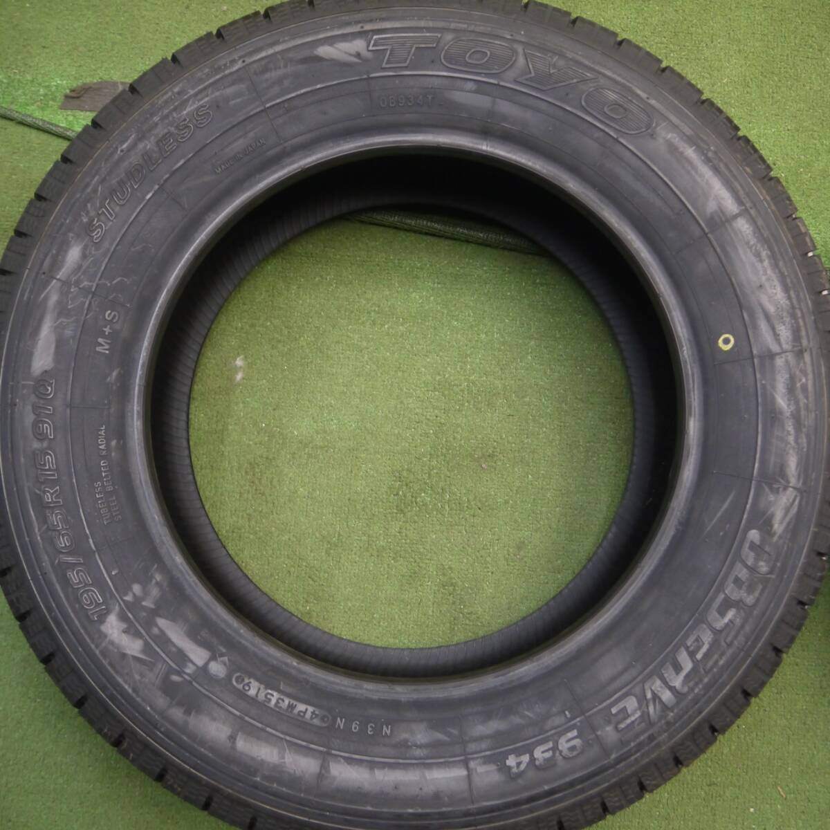 未使用★スタッドレス 195/65R15 トーヨー オブザーブ 934 15インチ ノア ヴォクシー タクシー 等★4031307Hスタ
