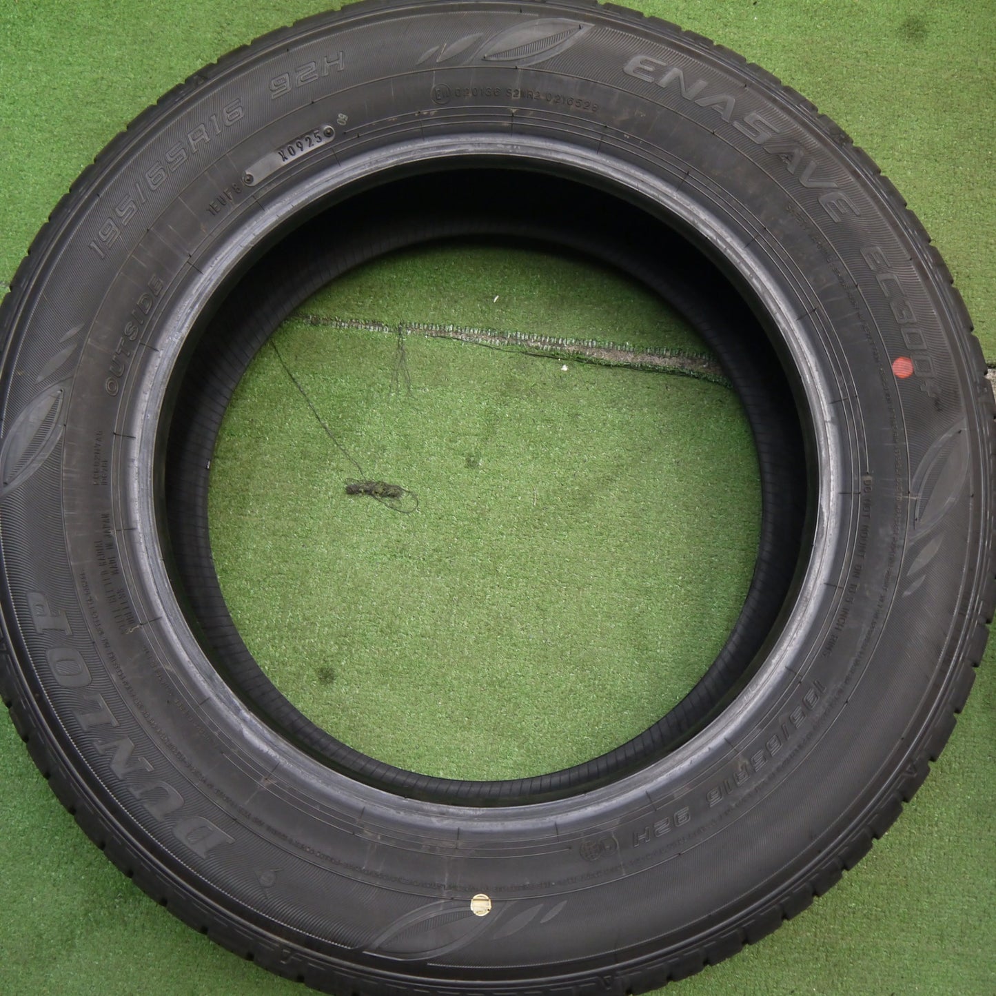 新車外し!25年★195/65R16 ダンロップ エナセーブ EC300+ タイヤ 16インチ ライズ ロッキー レックス 60系 プリウス 等★5052702Hノタ