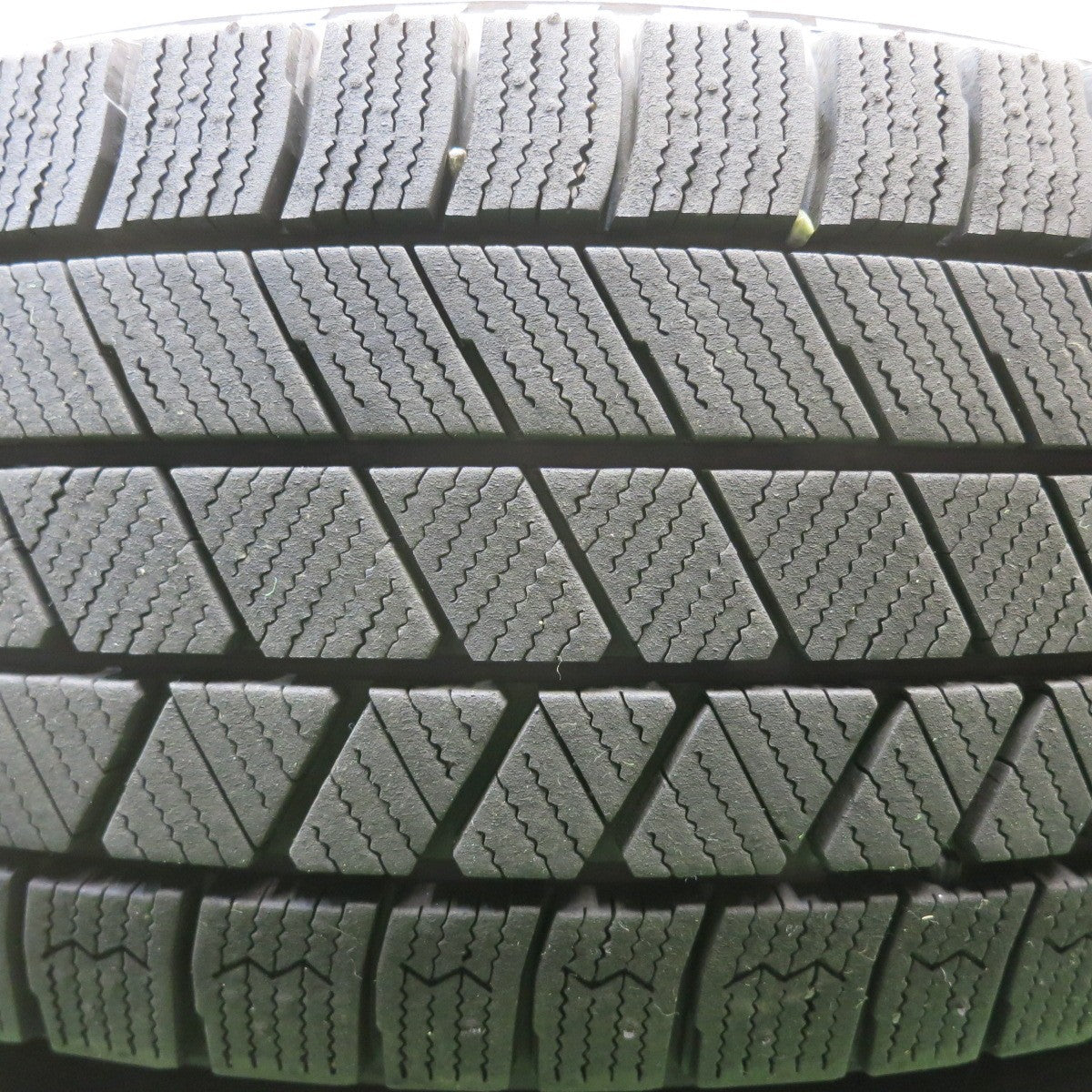 バリ溝!22年!キレイ!9.5分★プリウス 等 195/65R15 スタッドレス ブリヂストン ブリザック VRX3 TOPRUN トップラン 15インチ PCD100/5H★5050309HAス
