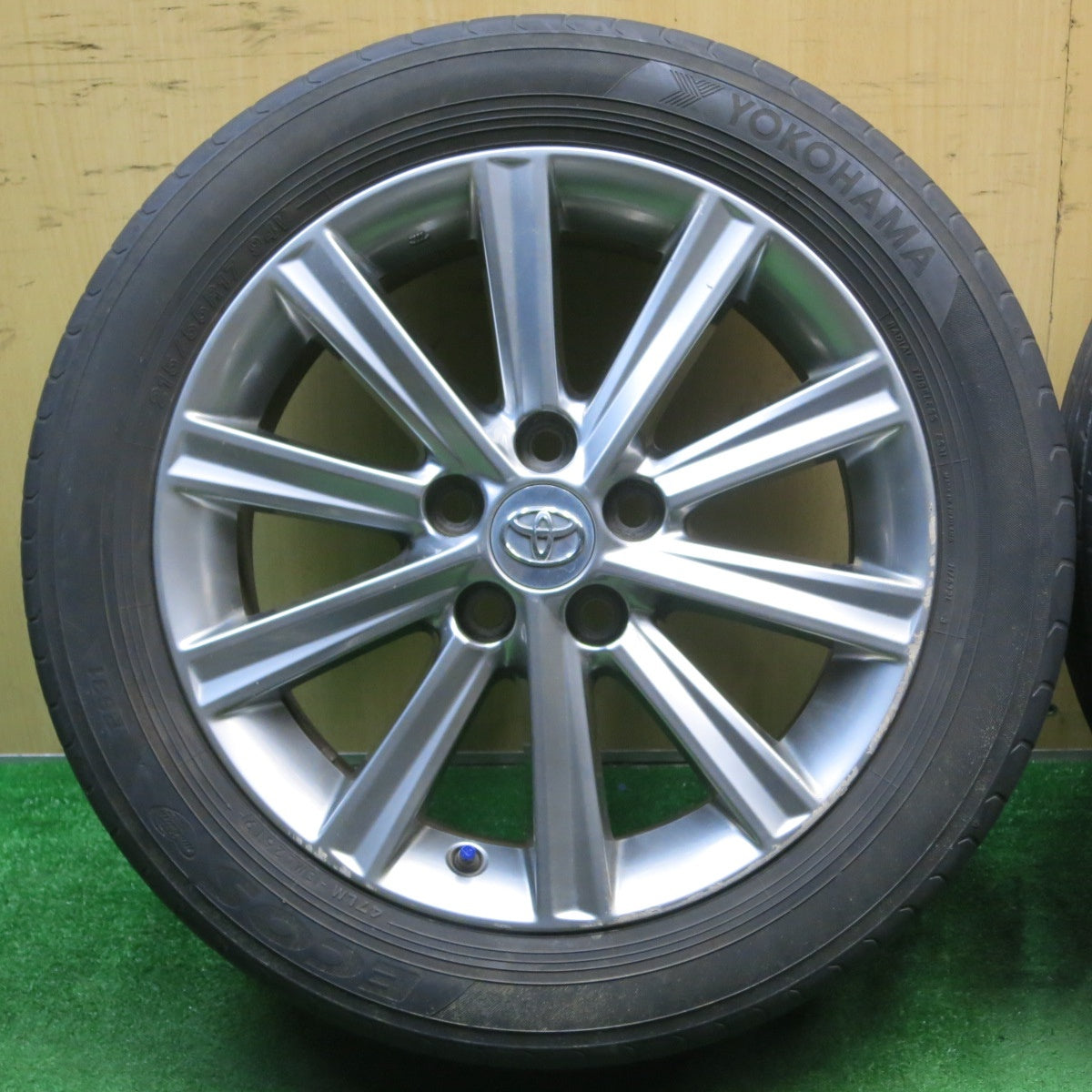 4本価格★トヨタ カムリ 純正 215/55R17 ヨコハマ エコス ES31 17インチ PCD114.3/5H★5042303NJノ