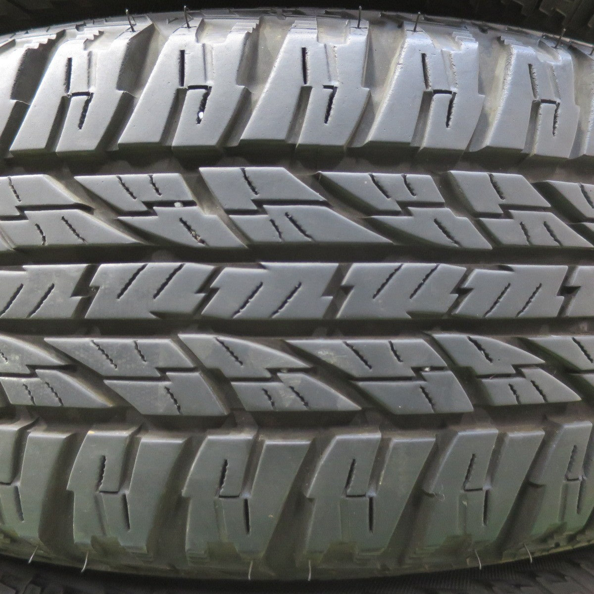 バリ溝!22年!9分★XTREME-J XJ 225/70R16 ヨコハマ ジオランダー A/T G015 16インチ エクストリームJ PCD114.3/5H★5050401IMノ