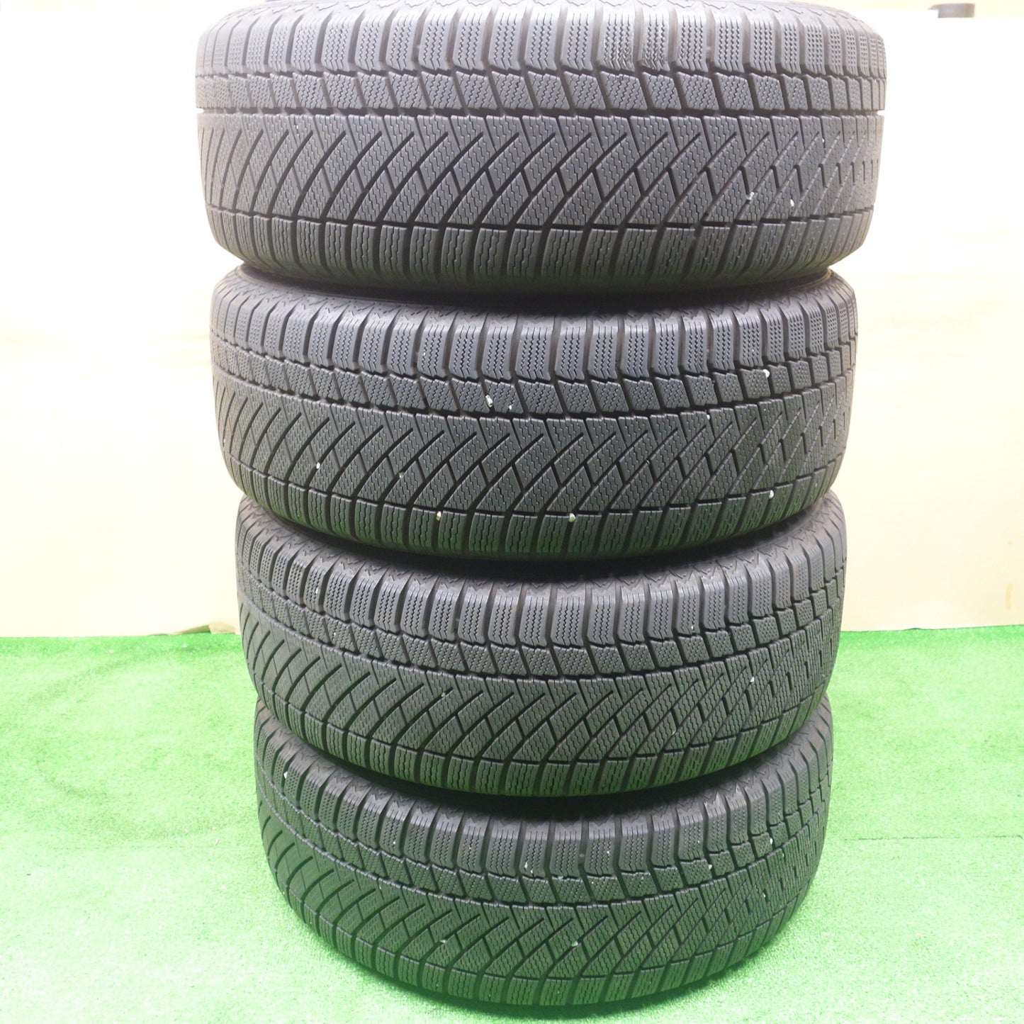 バリ溝!9分★BMW 等 IRVINE F01 225/55R17 スタッドレス バイキング WINTECH WT6 アーヴィン 17インチ PCD112/5H★5122503KTス