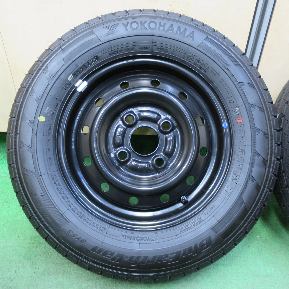 新車外し!25年★スズキ エブリイ バン 純正 スチール 145/80R12 80/78N ヨコハマ BluEarth-Van RY55 RY55D 12インチ PCD100/4H★5071103イノ
