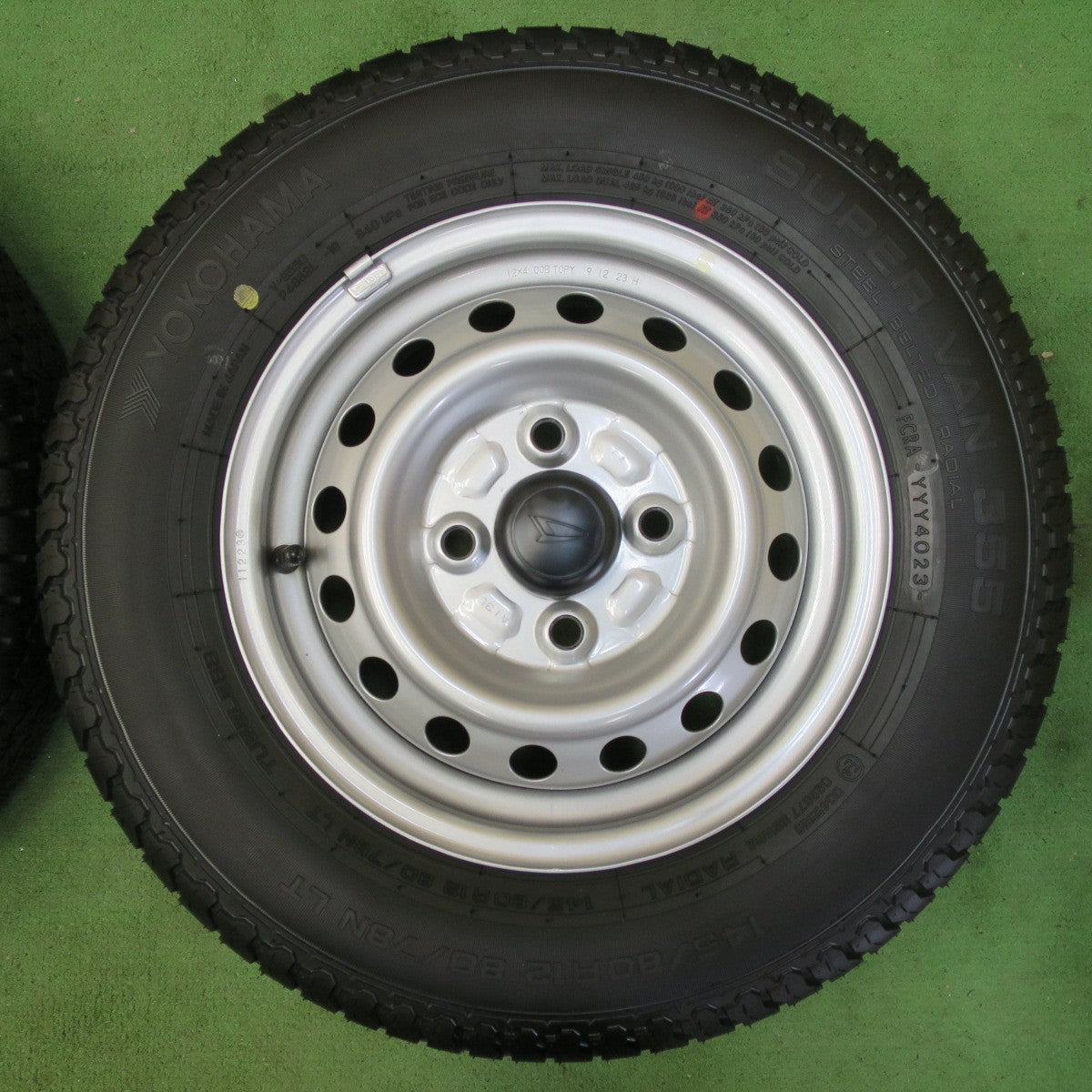 新車外し!23年★ダイハツ ハイゼット 純正 スチール 145/80R12 80/78N ヨコハマ SUPER VAN 355 12インチ PCD100/4H★5053004イノ
