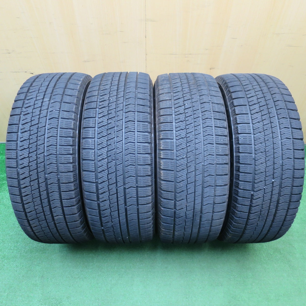 バリ溝!9.5分★ベンツ Vクラス W447 EuroPremium WERNER 225/55R17 スタッドレス ブリヂストン ブリザック VRX2 ユーロプレミアム ヴェルナー 17インチ PCD112/5H★5122503NJス