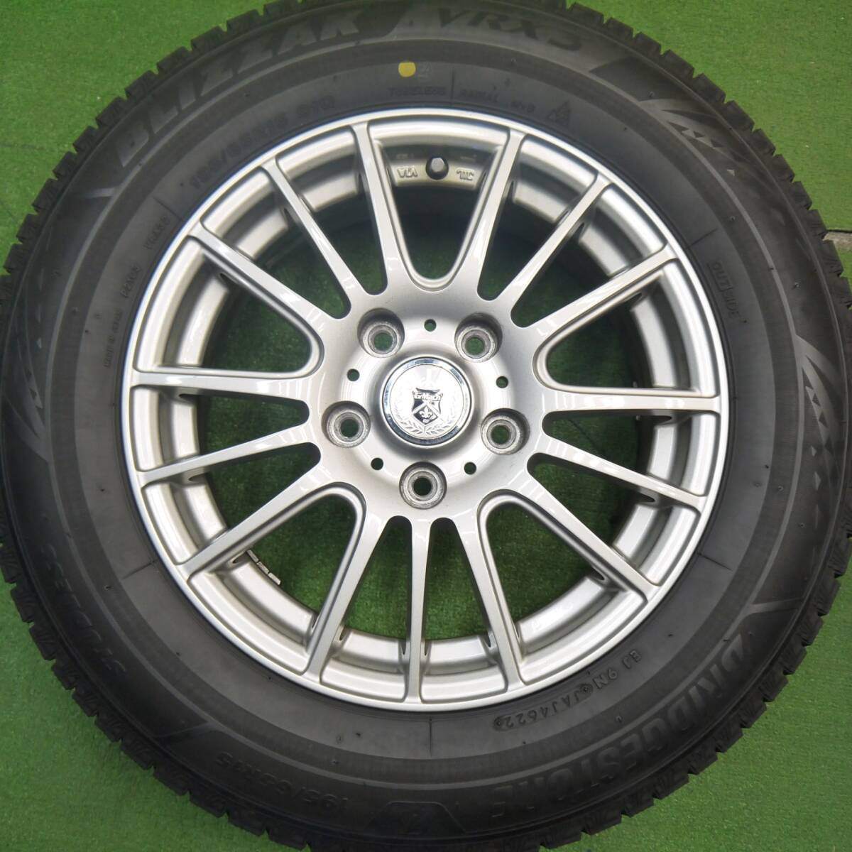 バリ溝!22年!キレイ!9.5分★スタッドレス 195/65R15 ブリヂストン ブリザック VRX3 GMach 15インチ PCD114.3/5H★5031404Hス