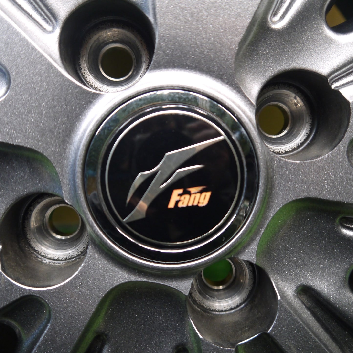 バリ溝!キレイ!ほぼ10分★スタッドレス 175/65R14 ブリヂストン ブリザック VRX Fang ファング 14インチ PCD100/4H★5042204Hス