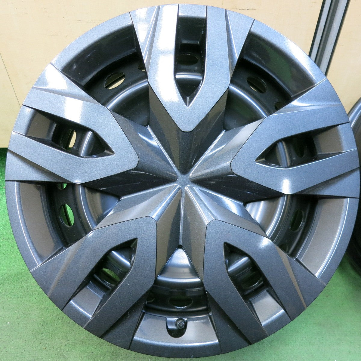 新車外し★トヨタ 60系 プリウス 純正 スチール ホイール 17インチ 17×6.5J キャップ カバー 付き PCD114.3/5H★5043003SYホ