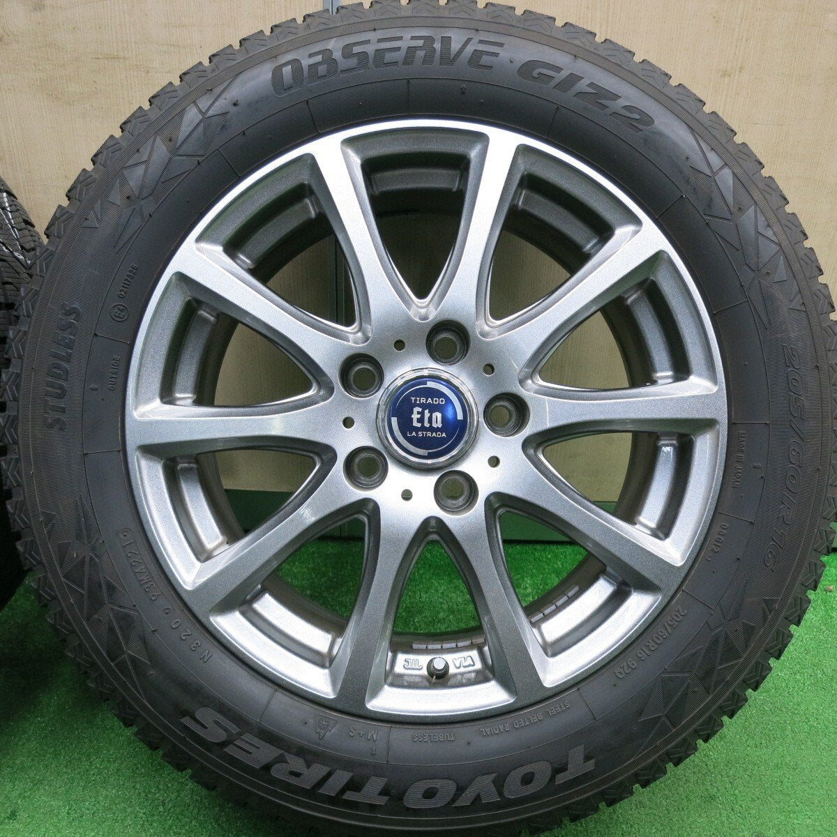 バリ溝!21年!キレイ!9.5分★スタッドレス 205/60R16 トーヨー オブザーブ GIZ2 TIRADO Eta LA STRADA ティラード ラストラーダ 16インチ PCD114.3/5H★4123102HAス