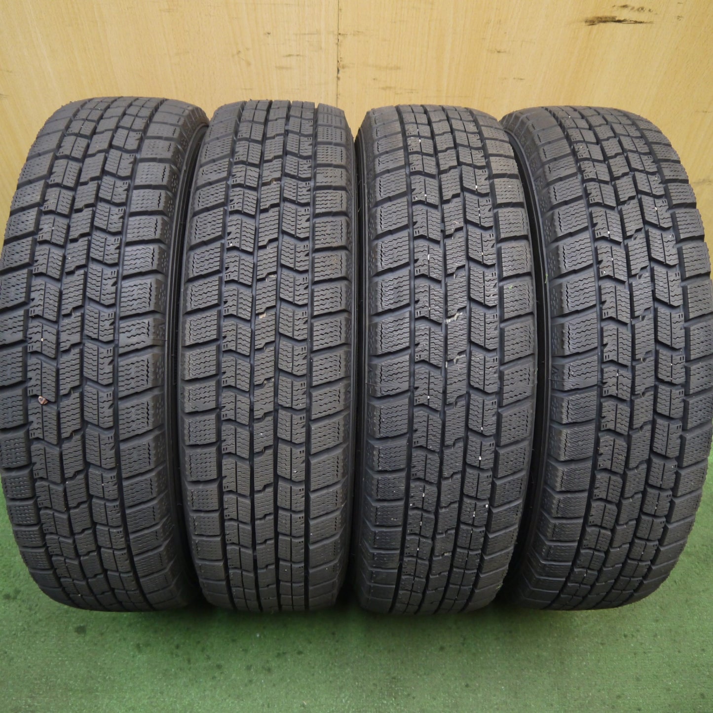 超バリ溝!23年!キレイ!9.5分以上★スタッドレス 155/65R14 グッドイヤー アイスナビ7 D.O.S. DOS 14インチ PCD100/4H★5080403Hス