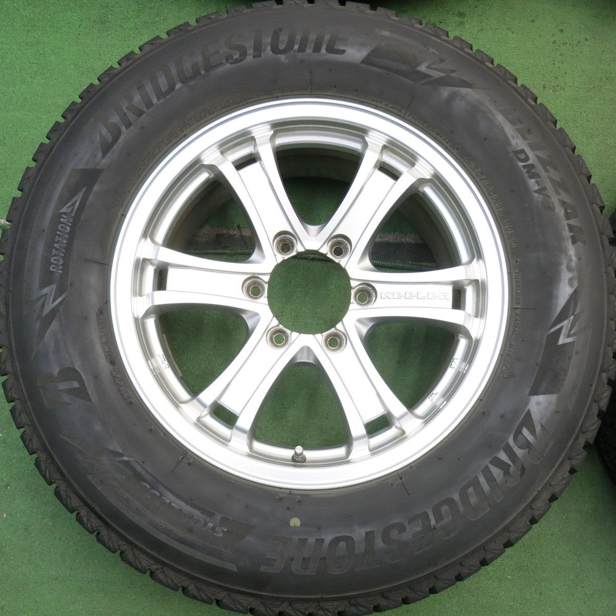 バリ溝!9分★KEELER 265/65R17 スタッドレス ブリヂストン ブリザック DM-V3 キーラー 17インチ PCD139.7/6H★5091404HAス