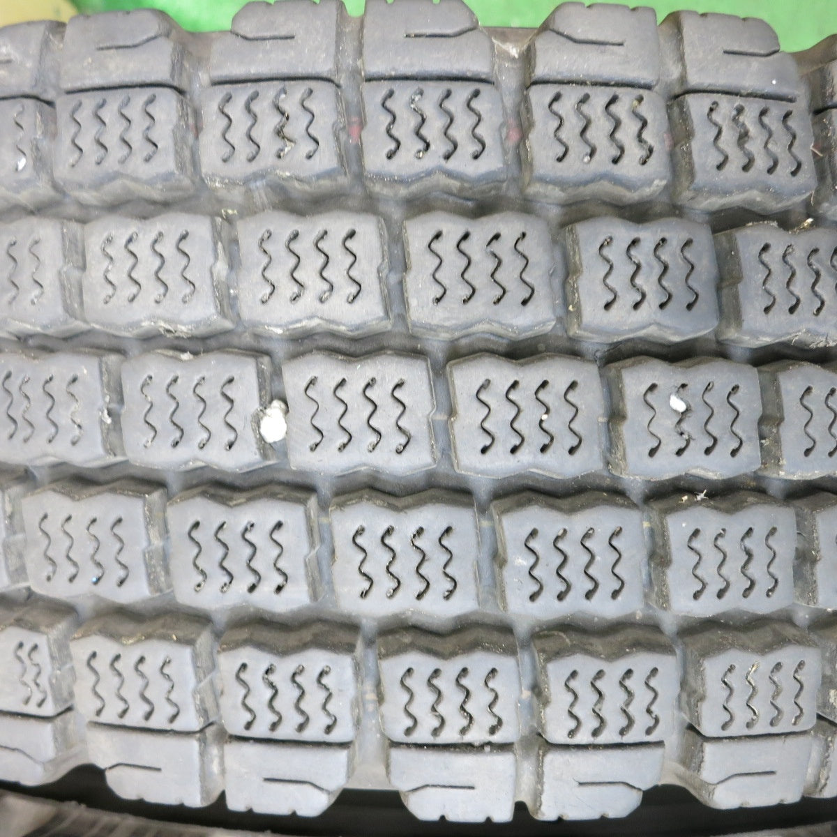 バリ溝!22年!9.5分!6本★トラック 225/80R17.5 123/122L スタッドレス ブリヂストン W910 ブリヂストン 製 スチール 17.5インチ 135-12 PCD222.25/6H★5091801HAス