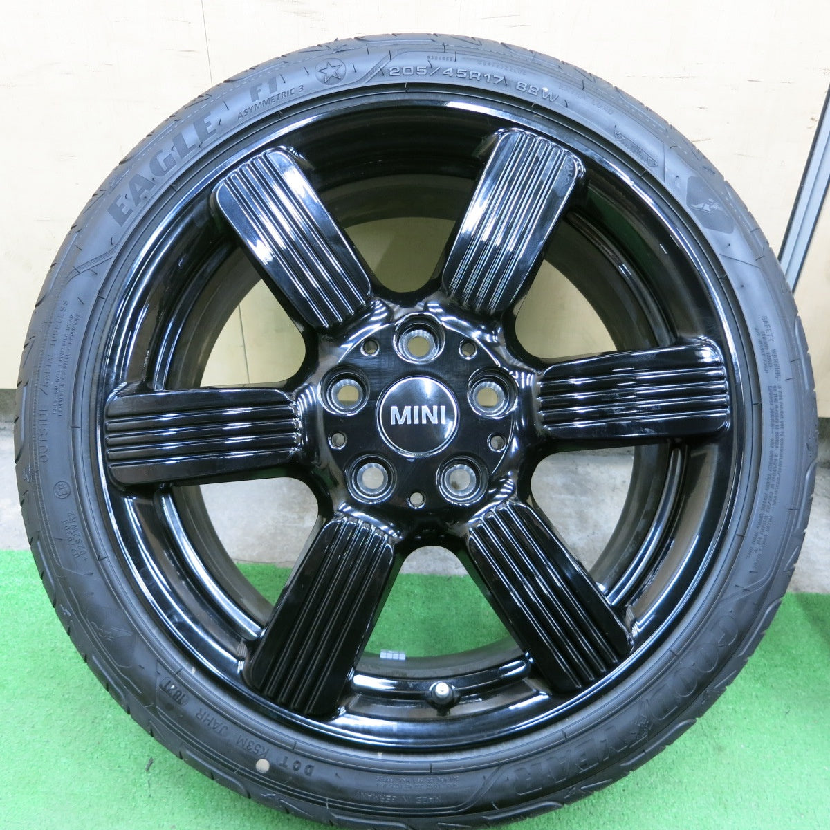 新車外し!21年!希少★MINI ミニ クーパー S F55 F56 F57 純正 205/45R17 グッドイヤー イーグル F1 アシンメトリコ3 17インチ PCD112/5H★5042501TTノ