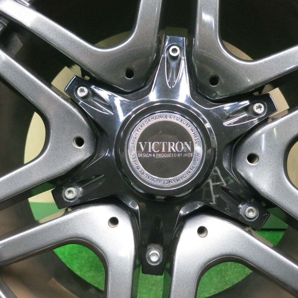 バリ溝!20年!キレイ!9.5分★ランクル 等 JAOS VICTRON ASTELLA CM-02 265/65R17 スタッドレス グッドイヤー アイスナビ SUV PCD139.7/6H★4112304TNス