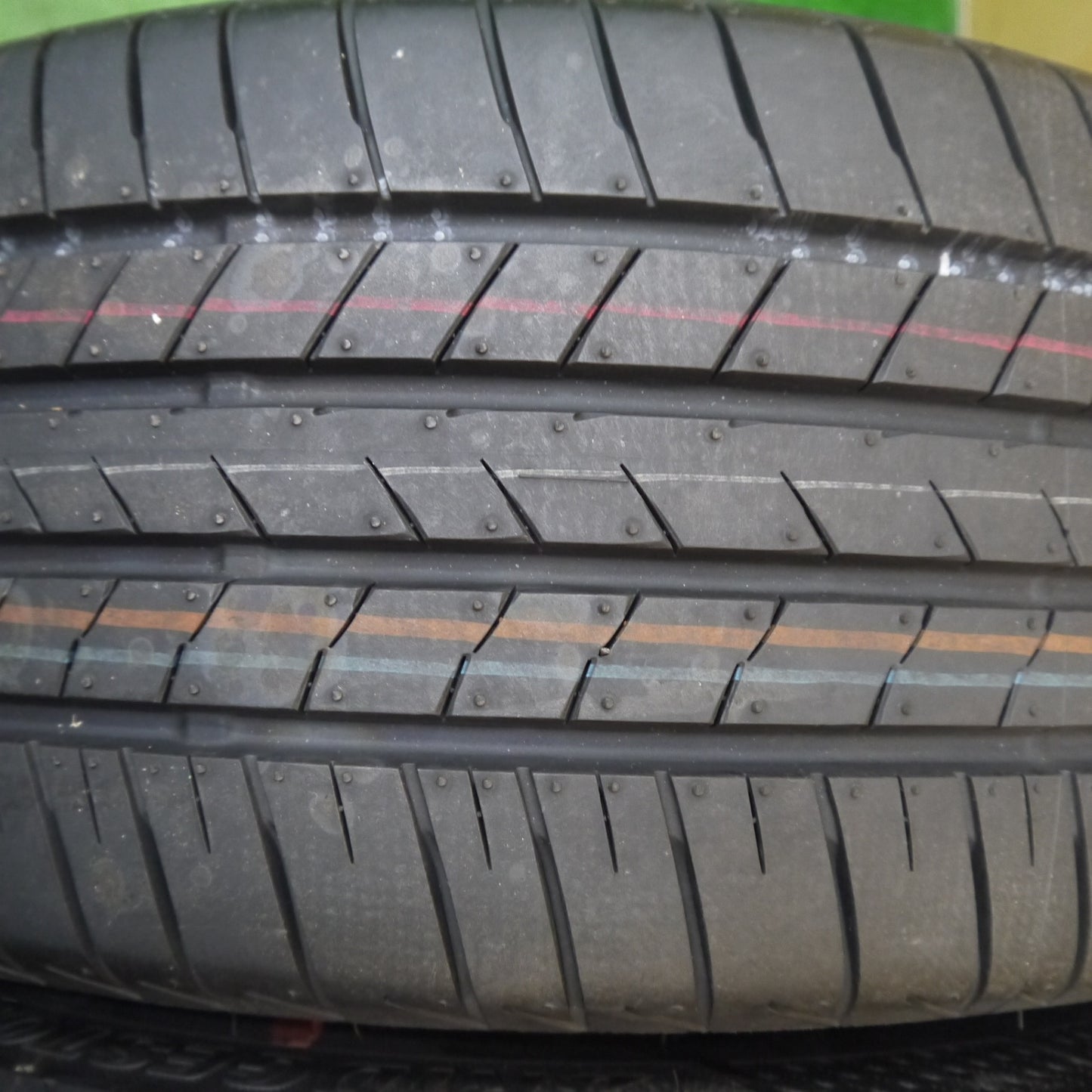 新車外し!21年★225/45R18 ブリヂストン レグノ GR001 タイヤ 18インチ クラウン レヴォーグ オデッセイ 等★5122206Hノタ